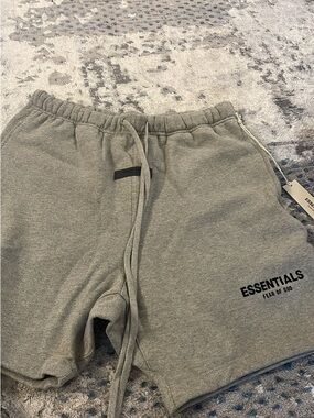 Essentials Fear of God shorts